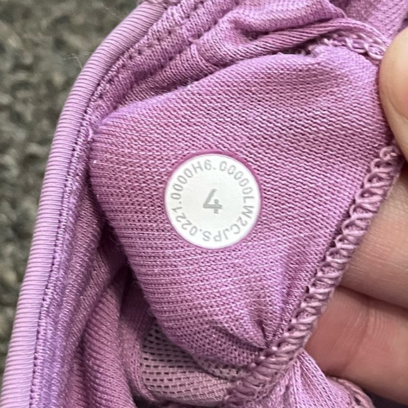 NWOT Lululemon Energy Bra High Neck Long Line Tough *Medium Support B-D Cup - Picture 6 of 6